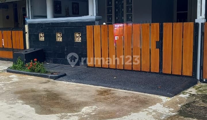 Segera Terjual Rumah Depan Taman Di Graha Bintaro