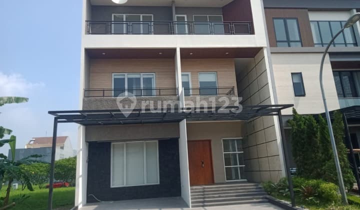 Rumah Baru Cluster Alam Sutera Dekat Area Perkantoran