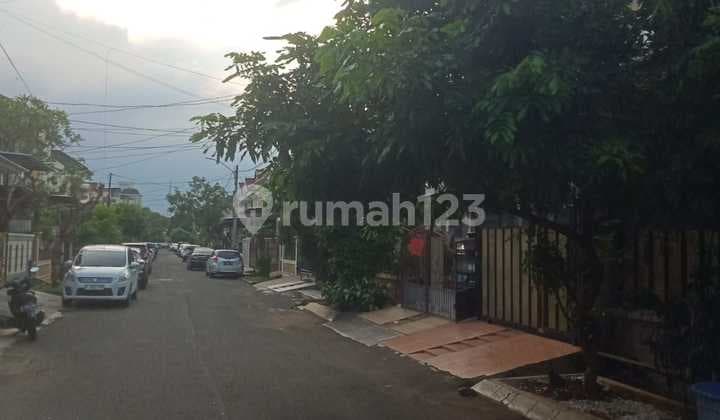 Rumah 2 Lantai di Cluster Gading Serpong Dekat Perkantoran