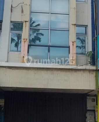 Ruko Di Boulevard Gading Serpong