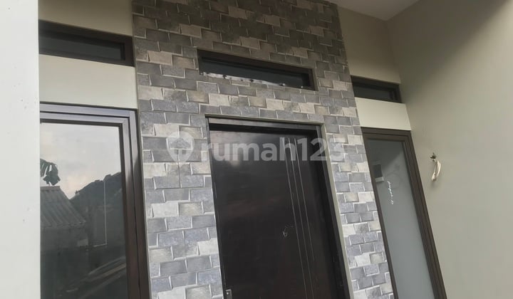 Rumah Baru di Sewakan Dua Kamar Tidak Masuk Mobil di Cilangkap