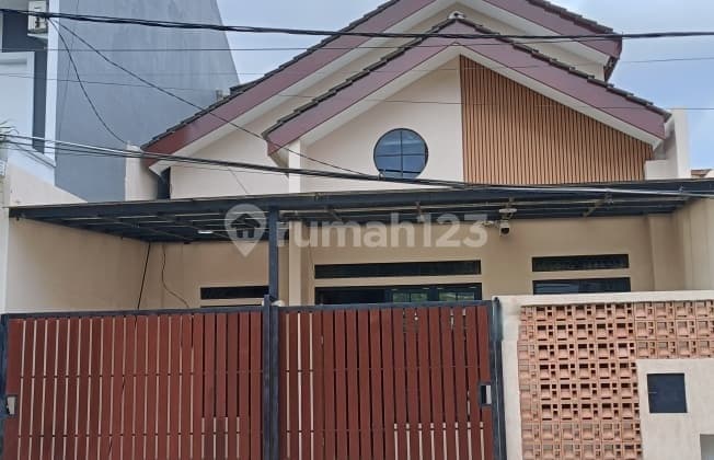 Minimalist house ready for occupancy in Bintaro Jaya