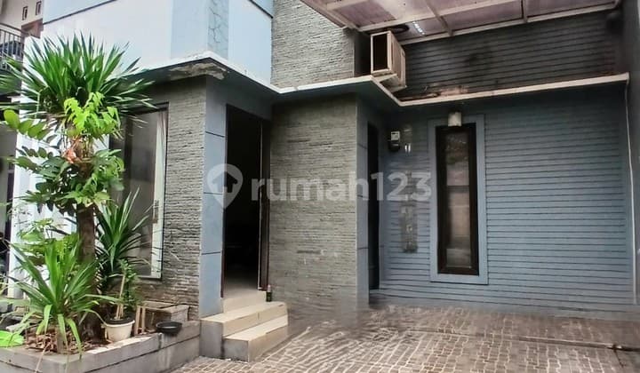 Rumah siap huni bagus di pondok aren