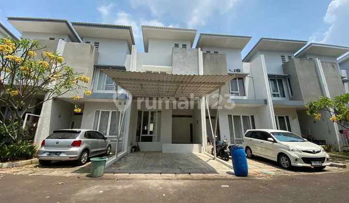Ready-to-occupy Minimalist House in Palem Bintaro
