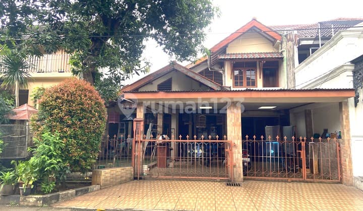 rumah strategis dengan jalan utama yang lebar di bumi bintaro permai