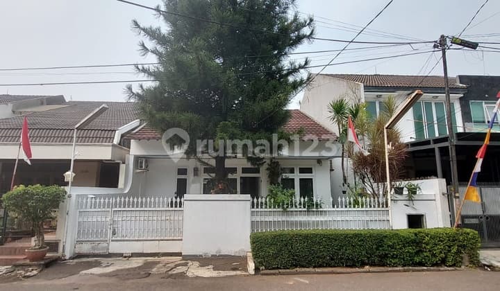 Rumah bagus siap huni di Bintaro