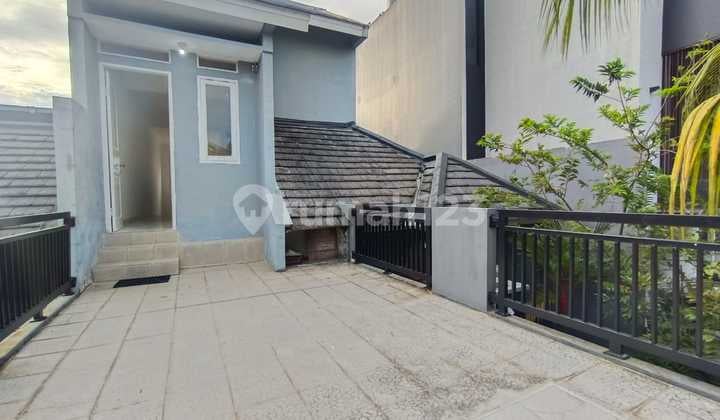 Rumah Rapih 1,5 Lantai Semi Furnish di Serpong Park Bsd