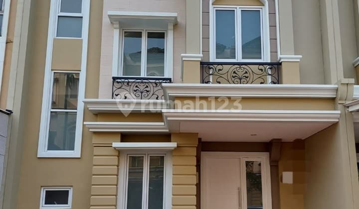 Rumah Bagus 3 Lantai Rapih Termurah Di Gading Serpong Samara Village
