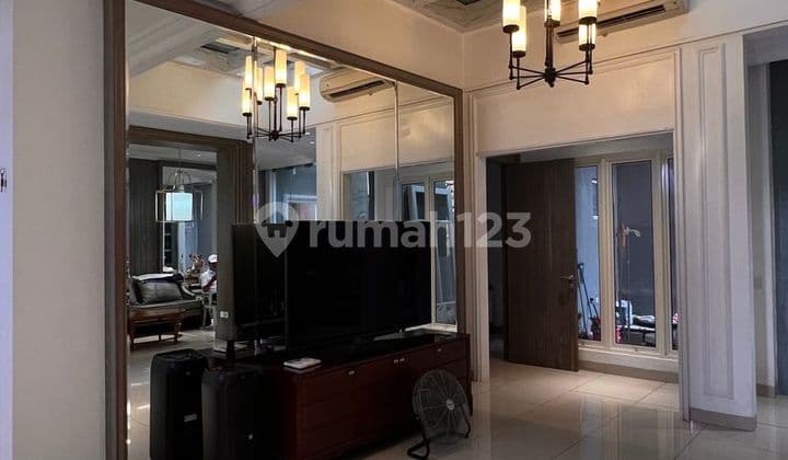 Luxury House In Pondok Hijau Golf Gading Serpong