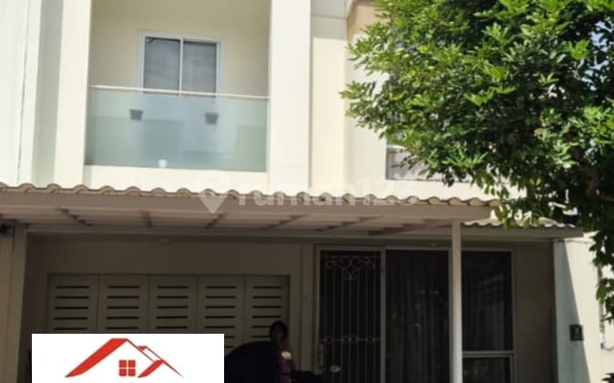 Two-Story House in Gading Serpong Oleaster