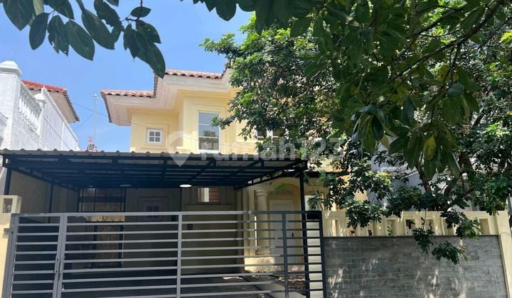 Rumah 2 Lantai di Puspita Loka BSD