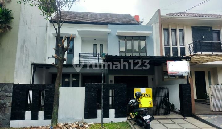Jual Cepat Rumah Murah Di Komplek Batununggal Indah Estate Batununggal Dkt Buah Batu,exit Tol Buah Batu Pusat Kota, Rumah Siap Huni 2 Lt Ada Taman Belakang, Balkon, Teras, Rumah Asri Jarang Ada