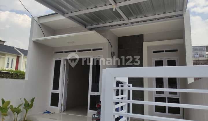 Jual rumah BARU Minimalis SIAP HUNI Cibiru Strategis dekat kampus UPI