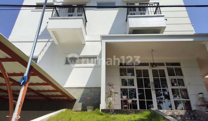 Jual Cepat! Rumah Siap Huni Plus Kolam Renang Mini Cluster Elit Tamansari