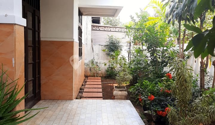 Rumah Mega Cinere Dlm Kompl S Huni, Bebas Banjir Sepanjang Masa, Lt 300, Lb 250 Kt 4+1,km2+1