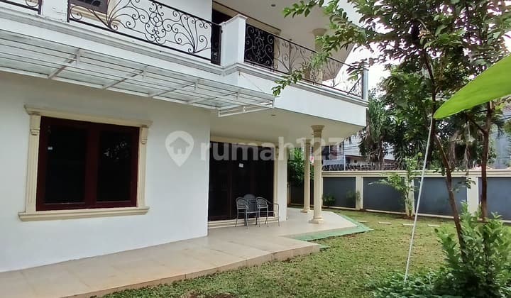 Cinere Dlm Kompl. S Huni Banget Bebas Banjir Sepanjang Masa, Lt 890 M2 Lb 1.200 M2 Kt 6++2 Km 5 + 1 Dijual Full Furnised Banget