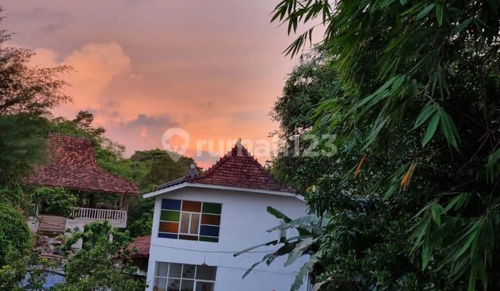 Villa di Kalasan, Yogyakarta