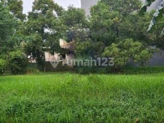 For Sale Rare Plot PIK1 Facing Lake..South Facing