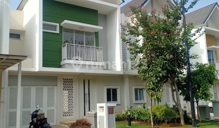 RUMAH SUMARECON BANDUNG