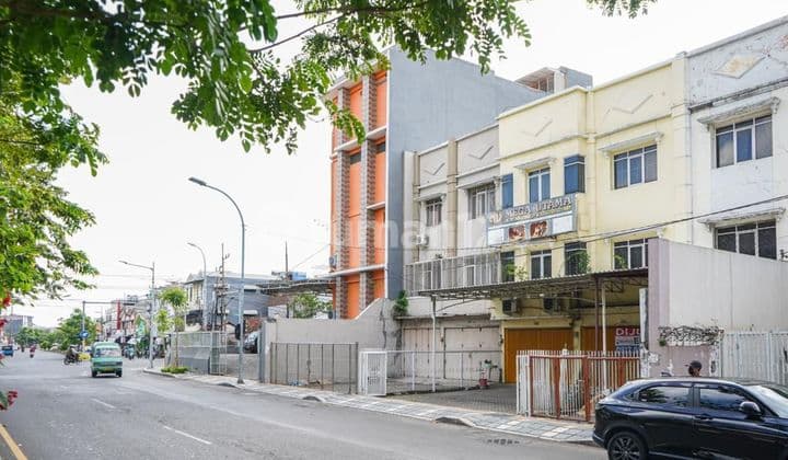 Ruko raya arjuna strategis tengah kota surabaya