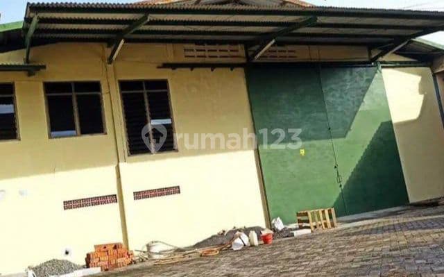 Gudang bagus luas terawat margomulyo siap huni
