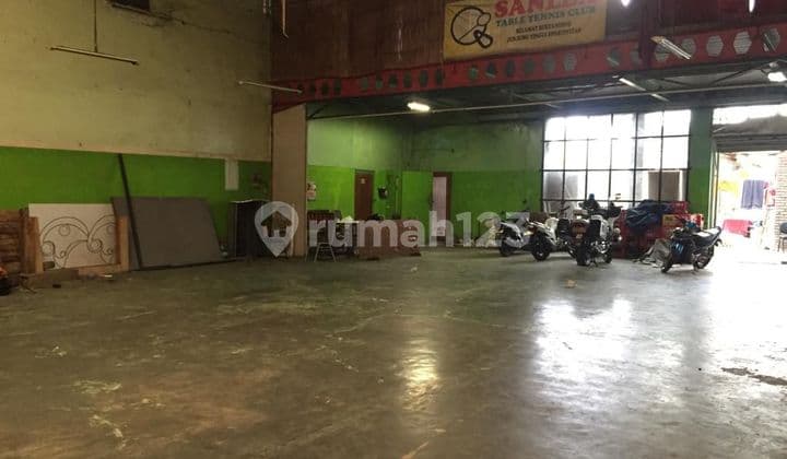 Gudang siap pakai di kopo sudah renovasi