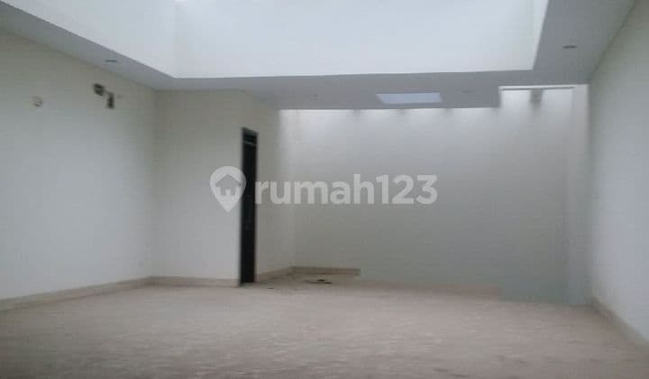 Ruko Lux Jual cepat 156 m di Jln surya sumantri