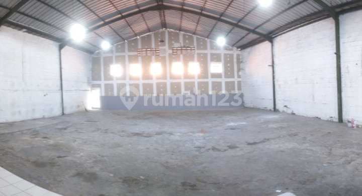 Disewakan Cepat.gudang 400 M² Daerah.holis. Shm