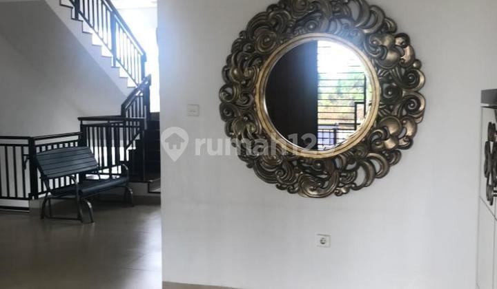 Rumah Villa.di Dago Pakar Lux Siap Pakai Dekat Hotel Intercontinental