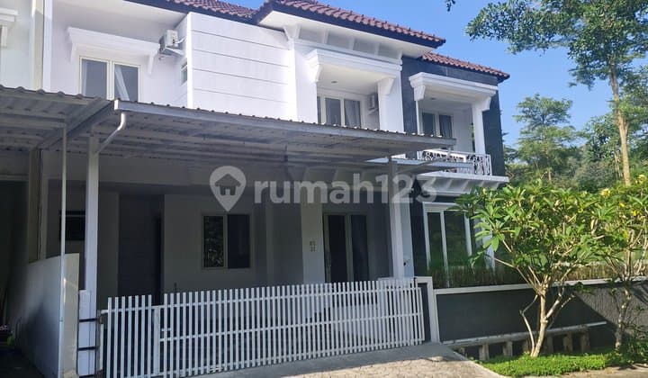 Rumah, 2 Lantai, di Candi Golf,Like New