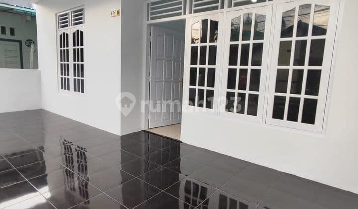 RUMAH UNTUK RUANG USAHA KLIPANG RAYA TEMBALANG SEMARANG