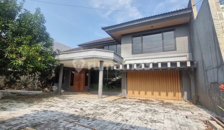 House, 2 Floors, SHM, in West Semarang,