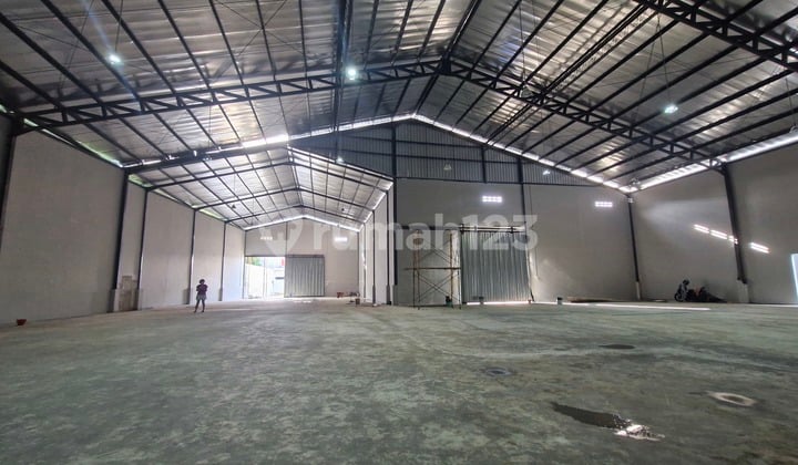 New Warehouse in Kic Gatot Subroto Semarang