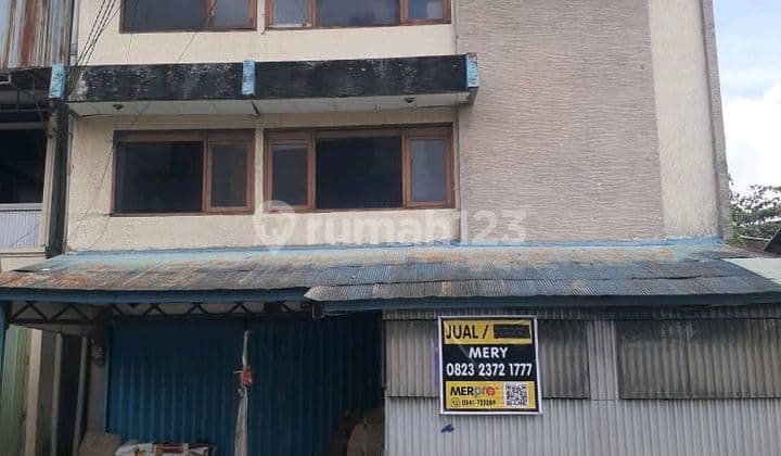 3-Storey Shop House in Samarinda City