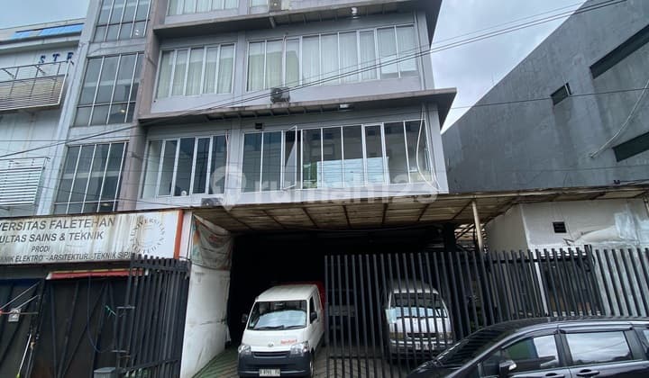 4-Storey Office Buildingwith Rooftop Suitable for Office or Warehouse
