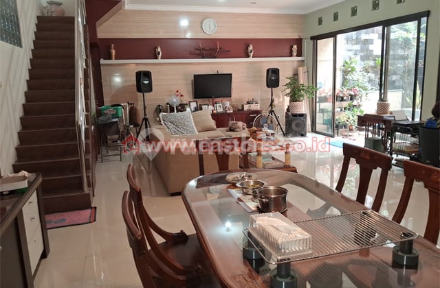 Rumah Tinggal 2 Lantai Siap Huni Area Strategis Purwokerto (Pw001470n)