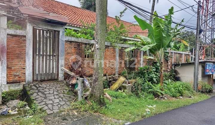 Rumah di Cirendeu Jakarta Selatan
