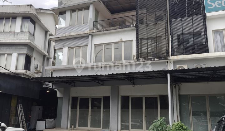 Rumah + Tempat Usaha di De Latinos BSD