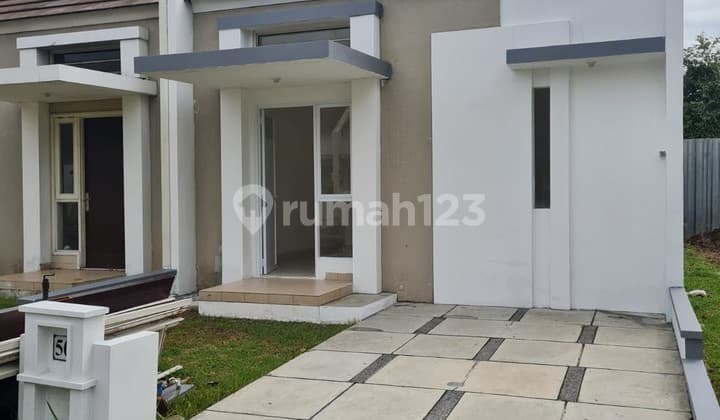 Affordable House in Suvarna Sutera Tangerang