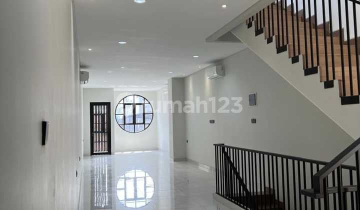 For Rent: 3.5-Story Shop House, Newly Renovated in Mangga Besar, West Jakarta.