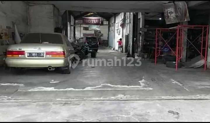 Dijual Ex Bengkel Mobil Di Hasyim Asharu.jakarta Barat.
