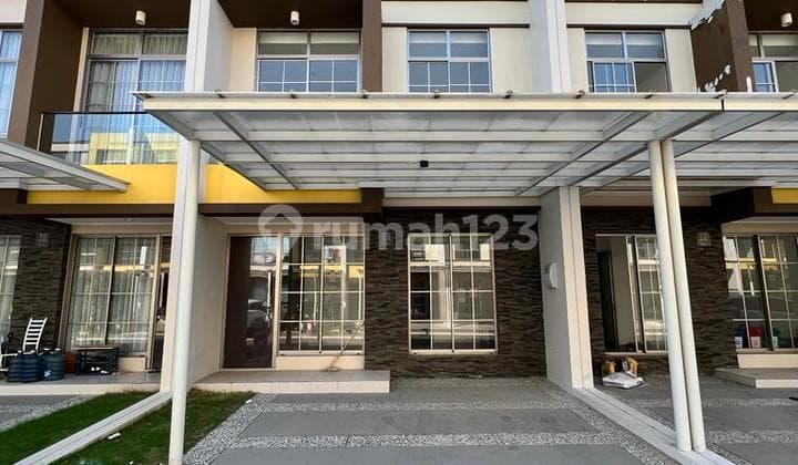 Rumah Pik2 Tahap 2 Uk 6X10 Tiga Lantai,Depan Rumah Taman Tdk Ada Rumah