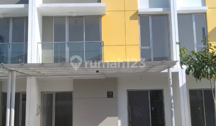 HOUSE PIK2 size 8x10 TULIP TYPE, TWO FLOORS, CHEAPESTTTTTT