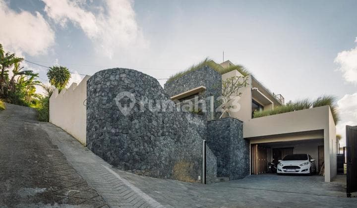 Villa Eksklusif di Bedugul Bali Utara – 4 Kamar Tidur, Desain Modern Tropis