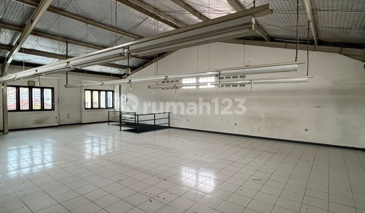 Rumah Taman Holis Indah 1 Siap Pakai (Thi 1) Cocok untuk Gudang, Kantor dan Home Industry