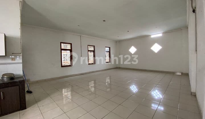 Reposisi Harga Tempat Usaha Terusan Pasirkoja