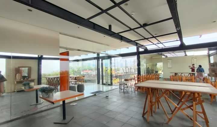 Mainroad Setiabudhi Cocok Untuk Cafe kantor, Lokasi Strategis, Lahan Parkir Luas Up To 50 Mobil
