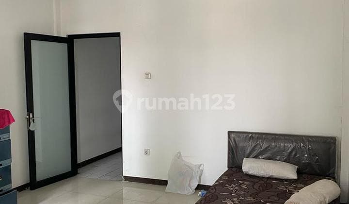 Ruko Ciateul 2,5 Lantai