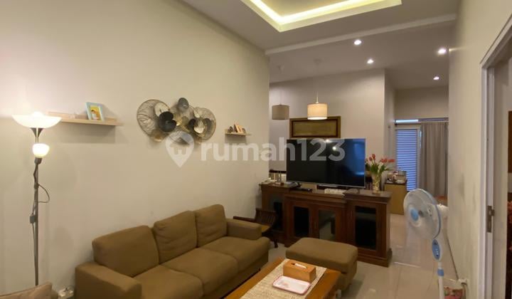 Minimalist Modern House in the Center of Subang City, can be used as an office