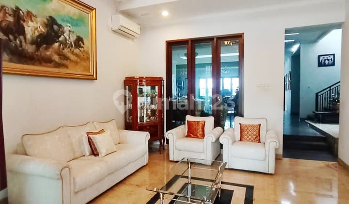 Villa Cinere Mas 1 Rumah dan Paviliun Asri Murah